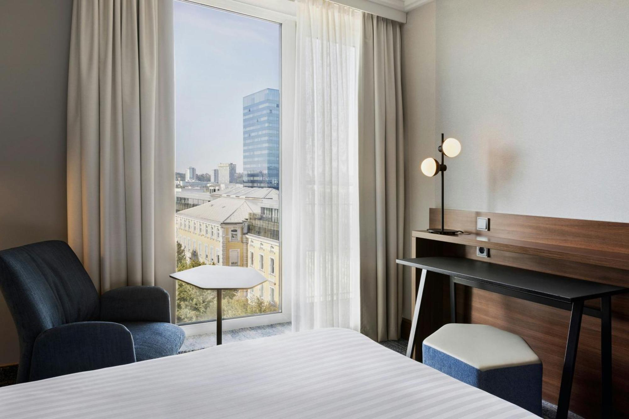 Courtyard By Marriott Linz Hotel Luaran gambar